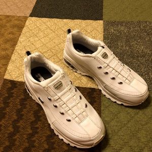 Skechers size 8.5w